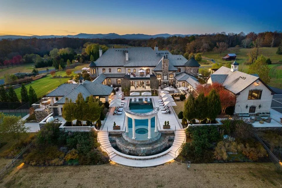 Virginia Wedding Venues We Are Inspired to Capture