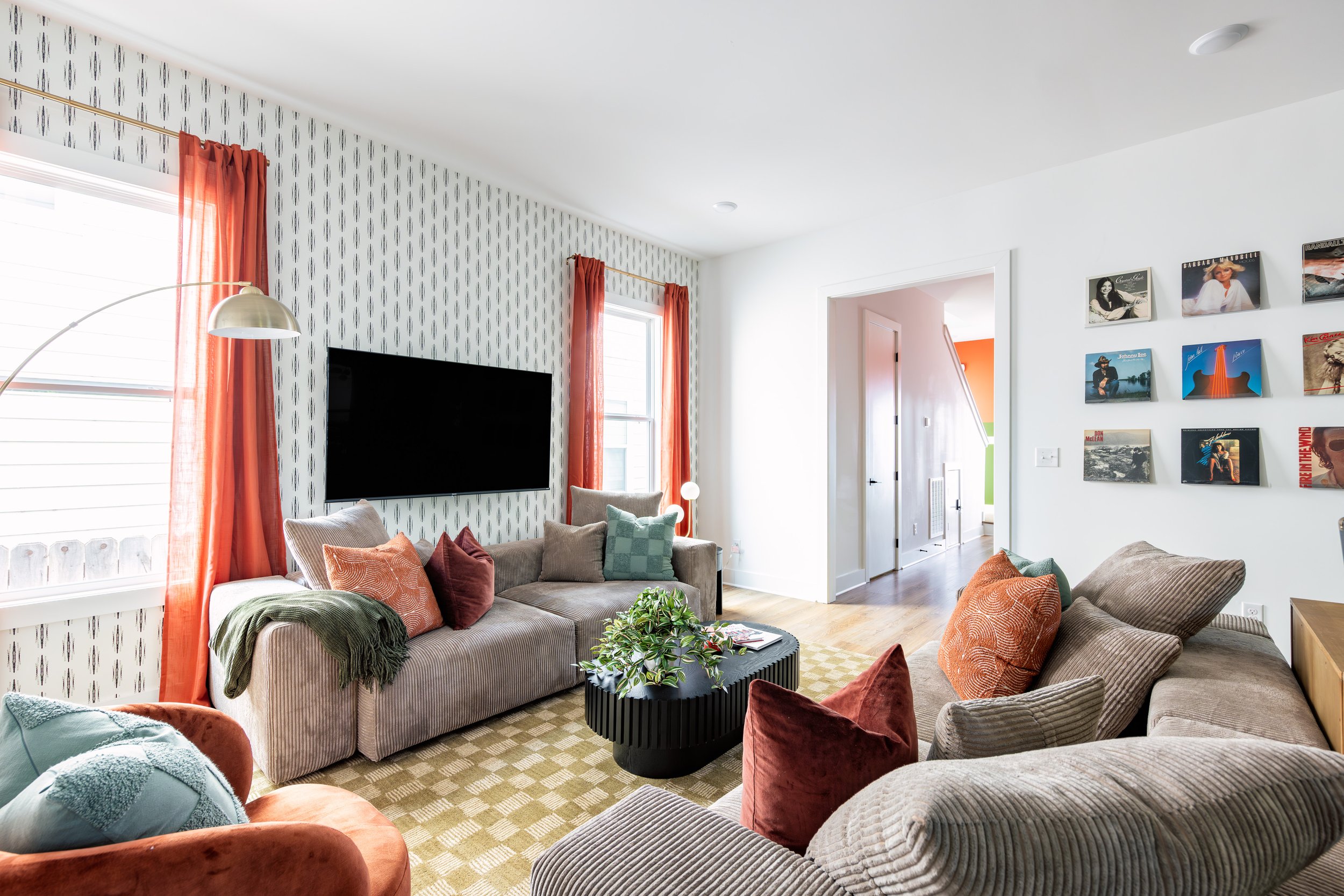 4005a indiana ave-18-Edit.jpg