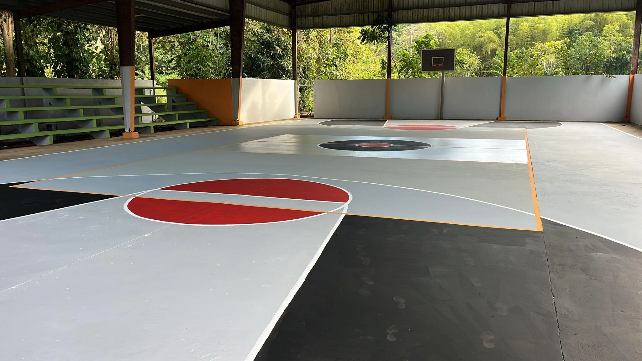 Así quedó nuestra cancha de hermosa.