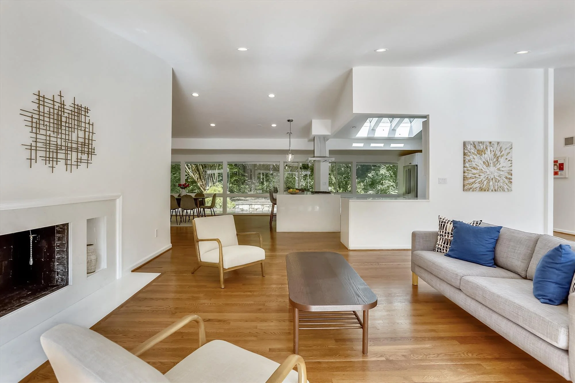 11-Main Level-Living Room-_MG_3976.JPG