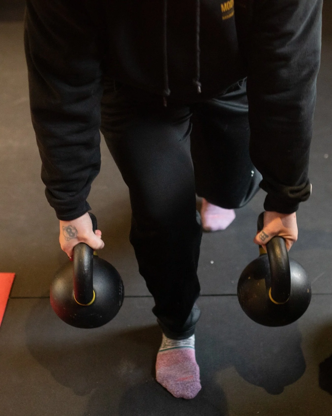 Muscle Loss Begins Earlier Than Most Women Realize
Adults begin losing muscle mass around age 30 through a process called sarcopenia. Research shows adults lose approximately 3&ndash;8% of muscle mass per decade after age 30, with the rate accelerati