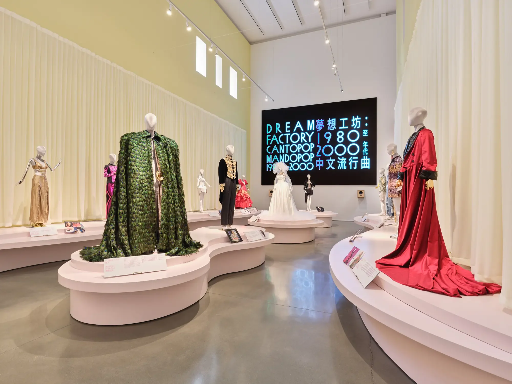 Interior of Chinese museum featuring ancient sculptures and exhibits