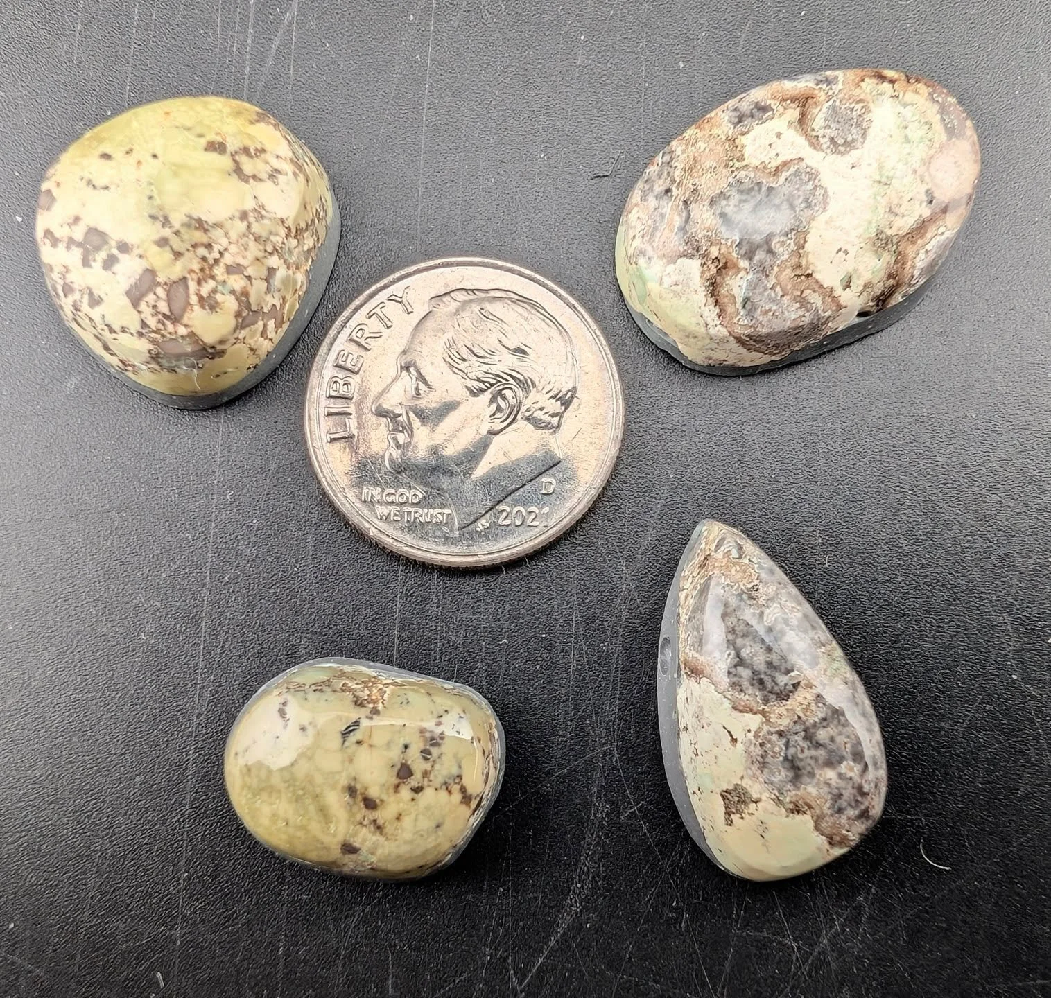 Make a statement with some bold, yellow and rare Damale turquoise from Lander County in NV.

#turquoise #turquoiseforsale #turquoisecabs #lapidary #cabochon #cabochons #stonesale #cabsforsale #cabochonsale #paradiselapidary #customjewelry #jewelry #d