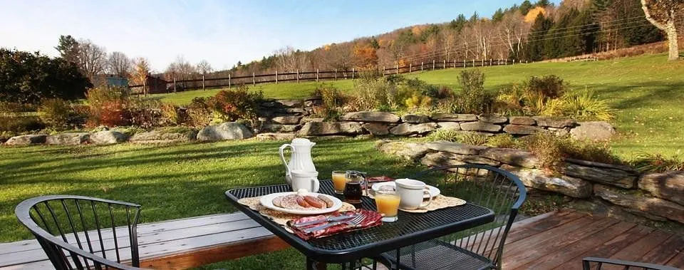 breakfast-outside-600h.png