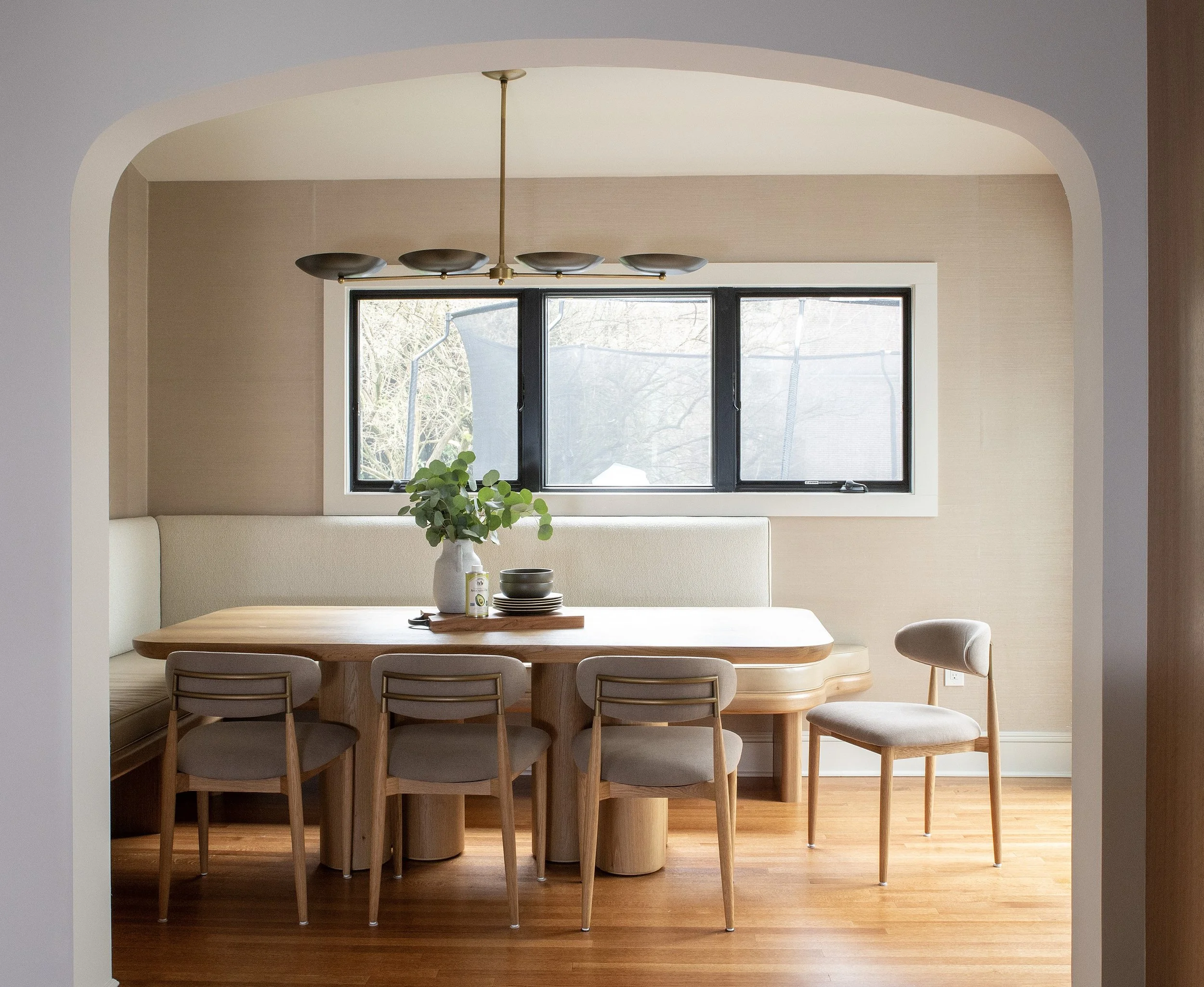 banquette cropped.jpg