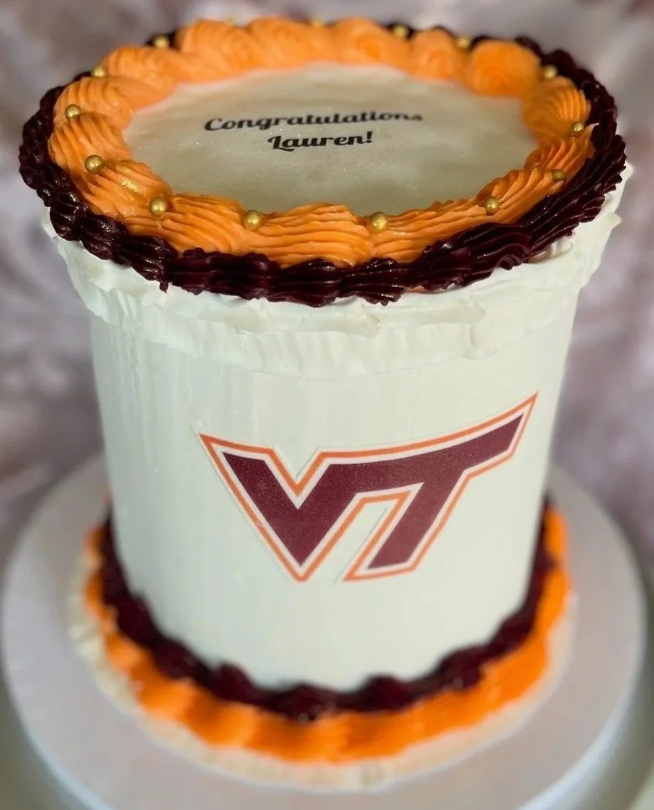 We love a grad cake 🎓