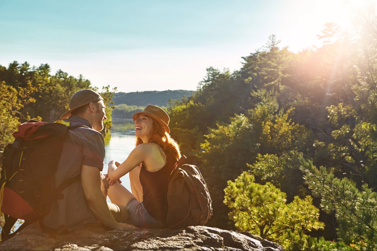 summer dating: how to actually meet someone this season