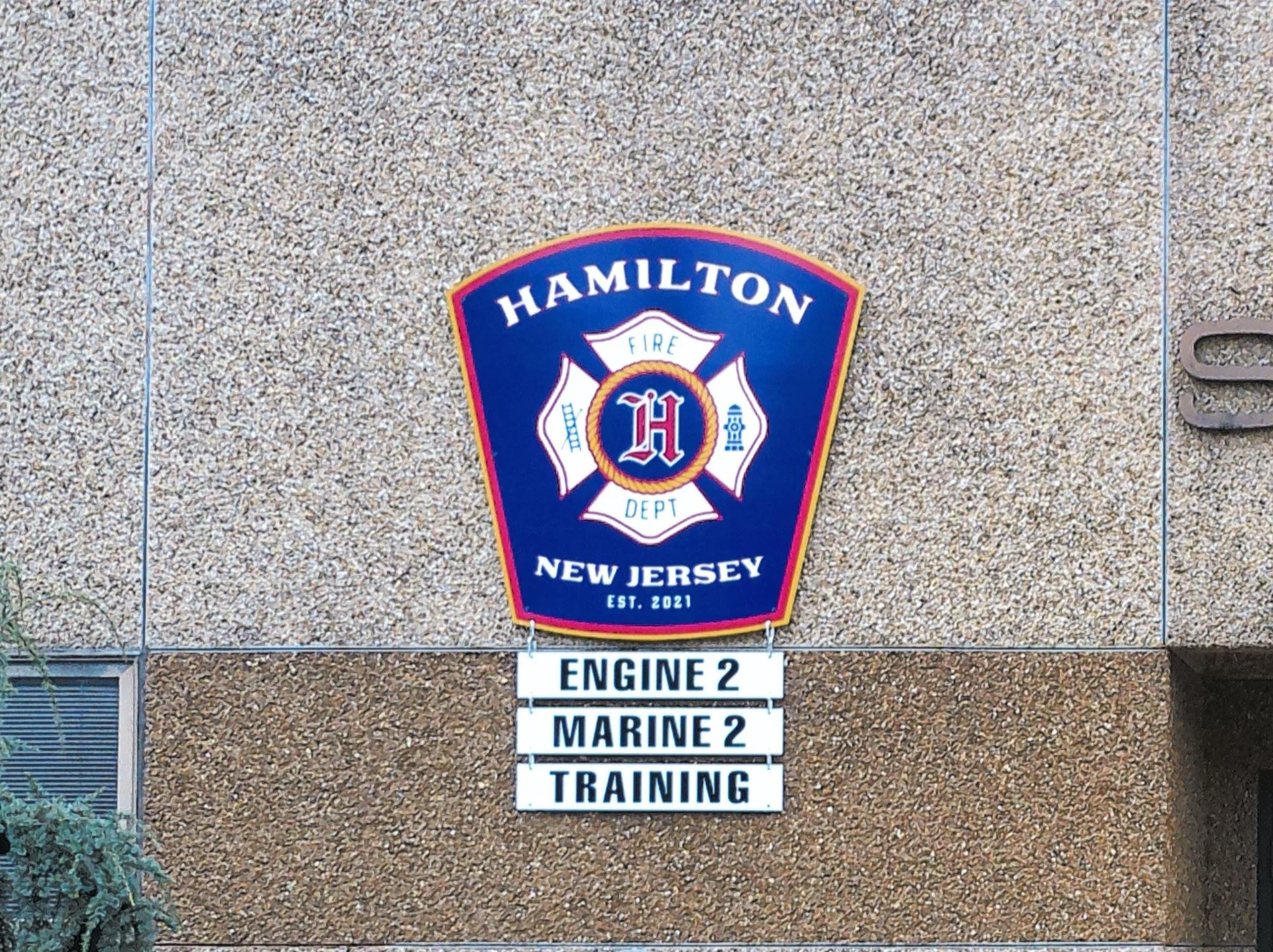 Metal & Plastic Signs