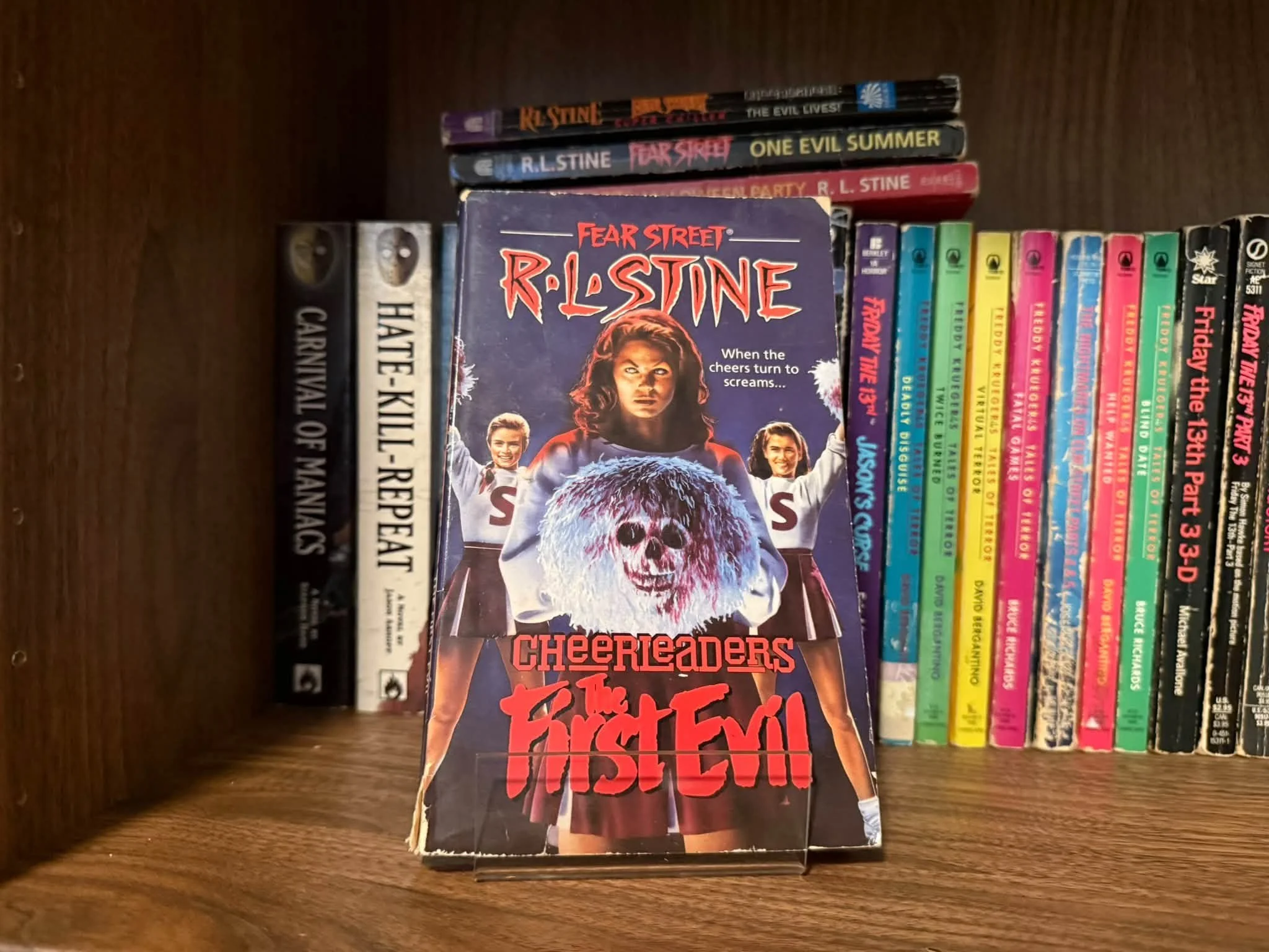 Fear Street: Cheerleaders The First Evil - R.L. Stine