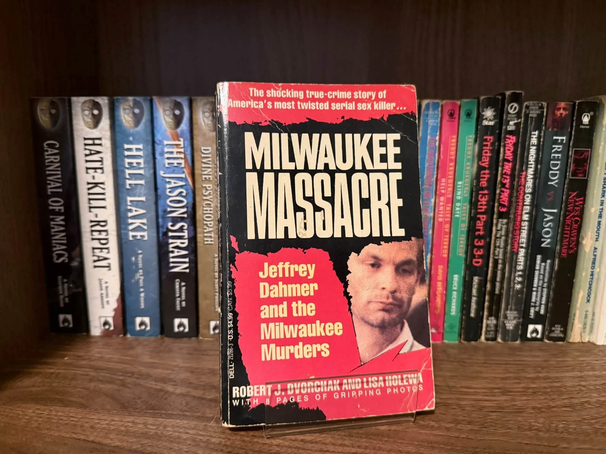 Milwaukee Massacre - Rober J Dvorchak