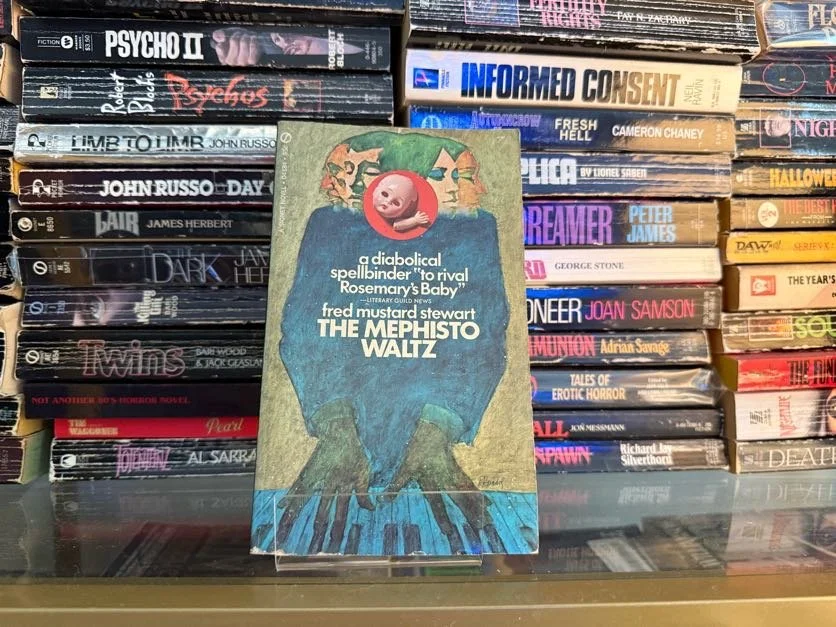 THE MEPHISTO WALTZ - Fred Mustard Stewart