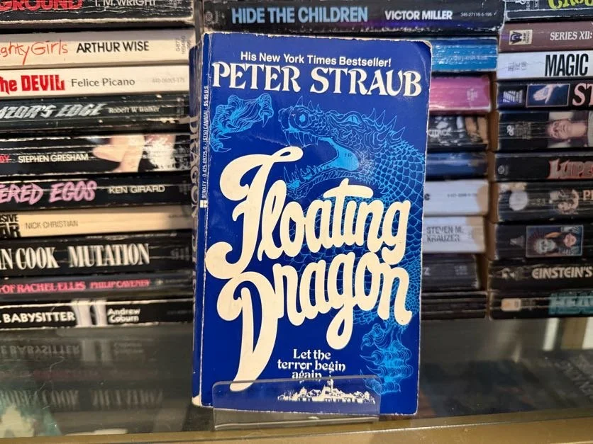 FLOATING DRAGON - Peter Straub