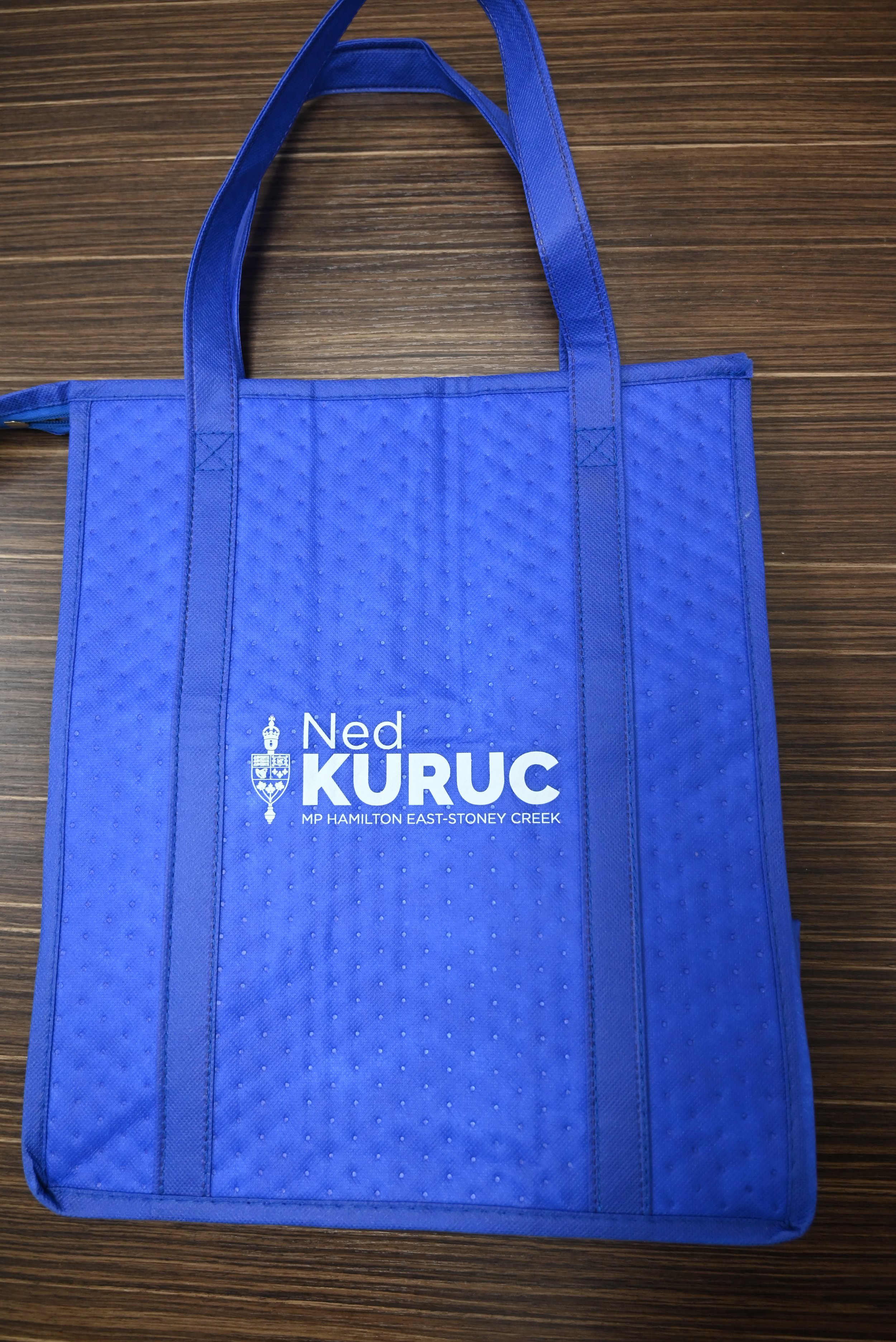 Insulated Cooler Bag with Zipper ($4.29 -$5.49 - Min. Order 300)