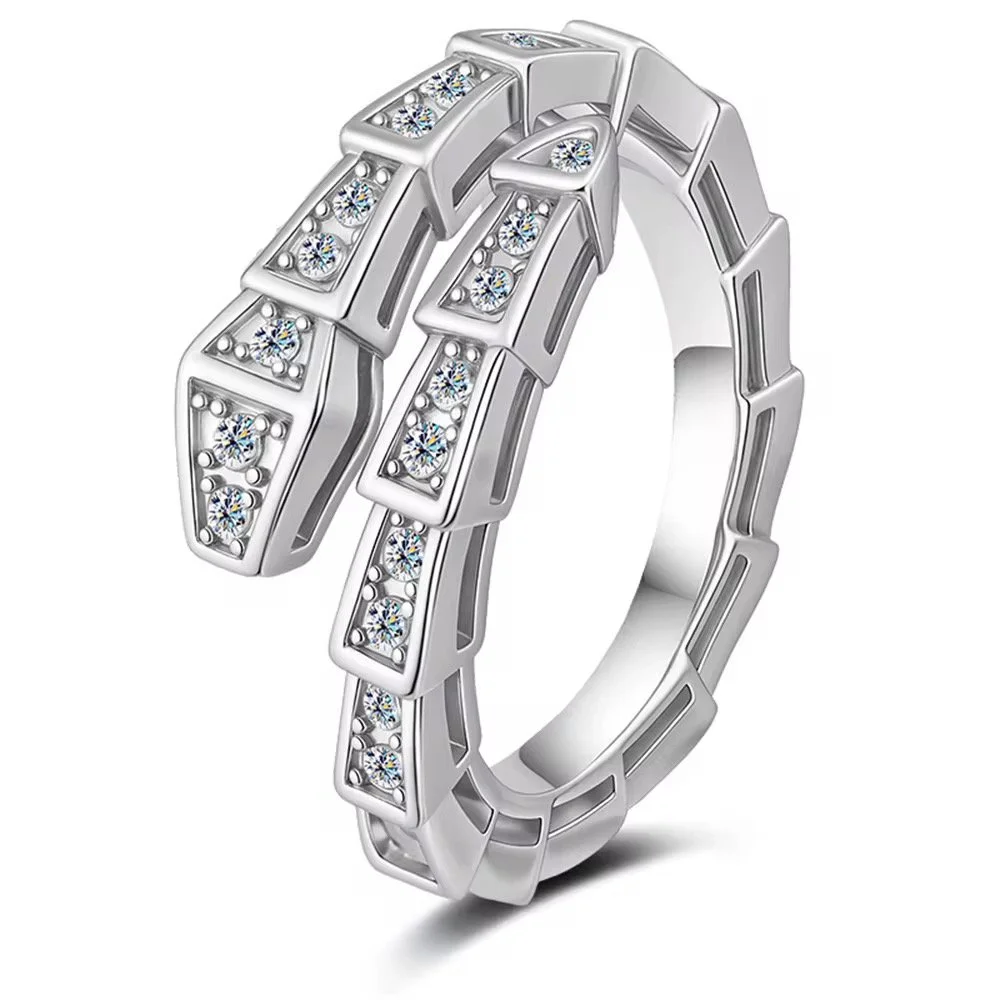NOBLISÉ Royale Band Ring mit Moisanitte Stein
