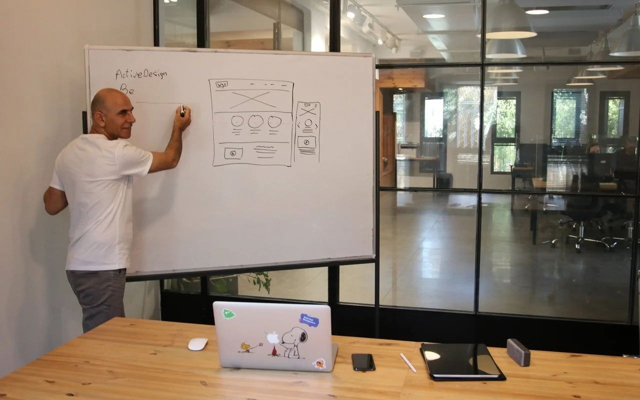 Office-whiteboard-photo.jpg