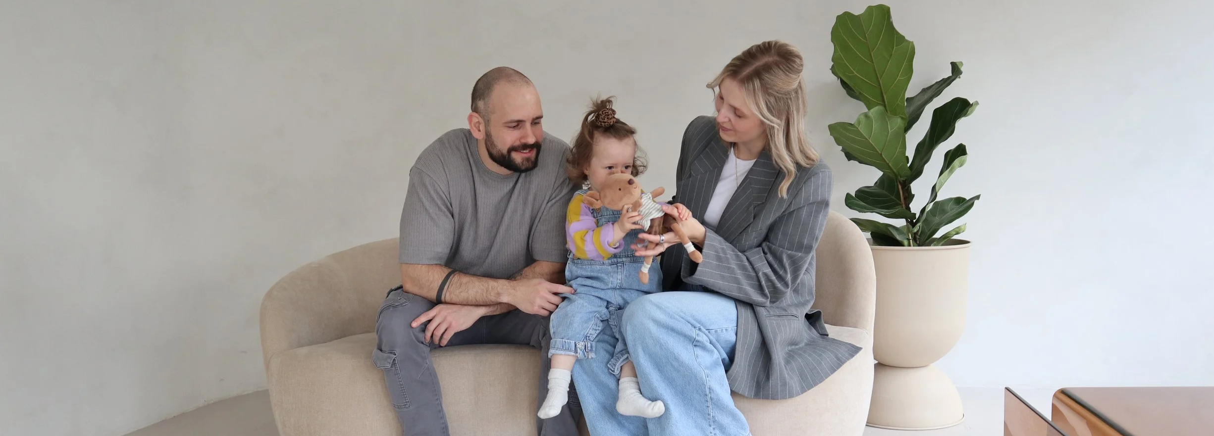 Lisa Staller mit Mann und Tochter – Kinderwunsch ist Teamwork