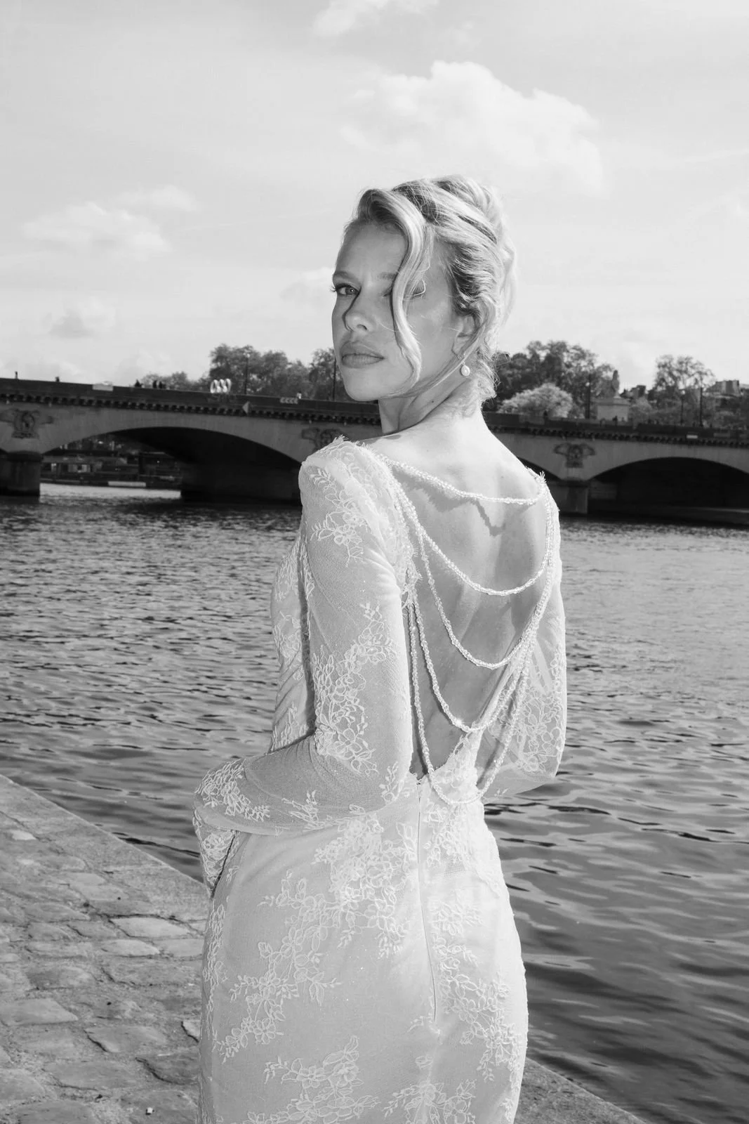 44 - destination-hochzeit-paris-brautportrait-valeska-weddings.jpg