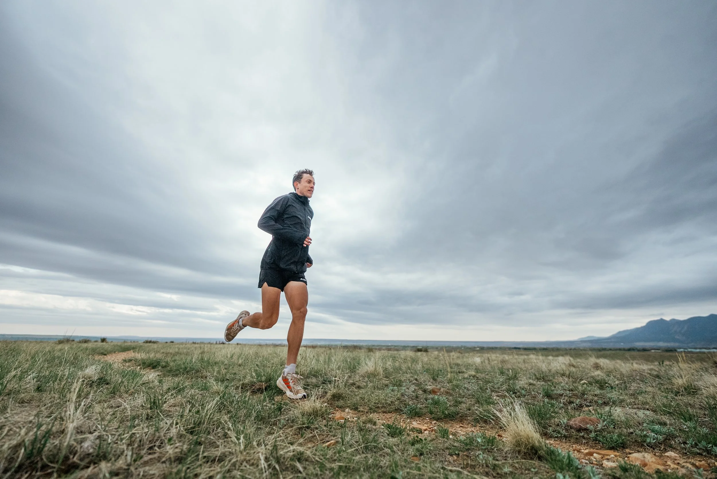 Jeshurun small running in south boulder