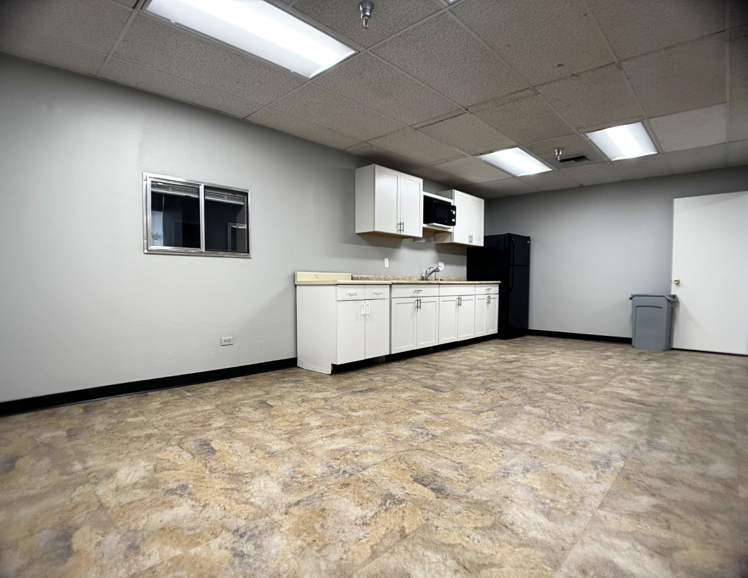 3800 Kitchen