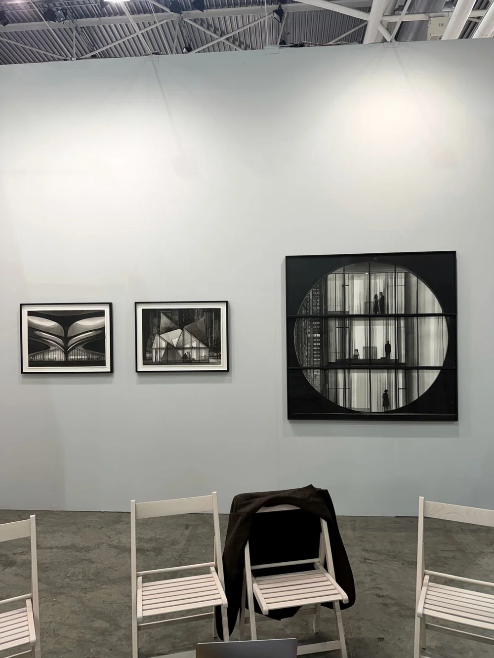 Lo stand di Piero Atchugarry
Gallery con gli acquerelli di Radenko Milak, Artissima 2026