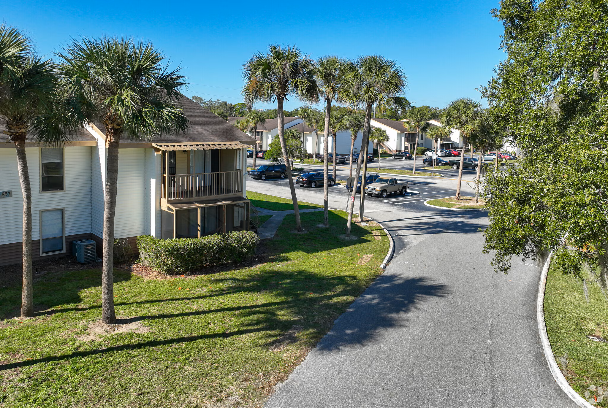 goldelm-at-charter-pointe-altamonte-springs-fl-building-photo (2).png