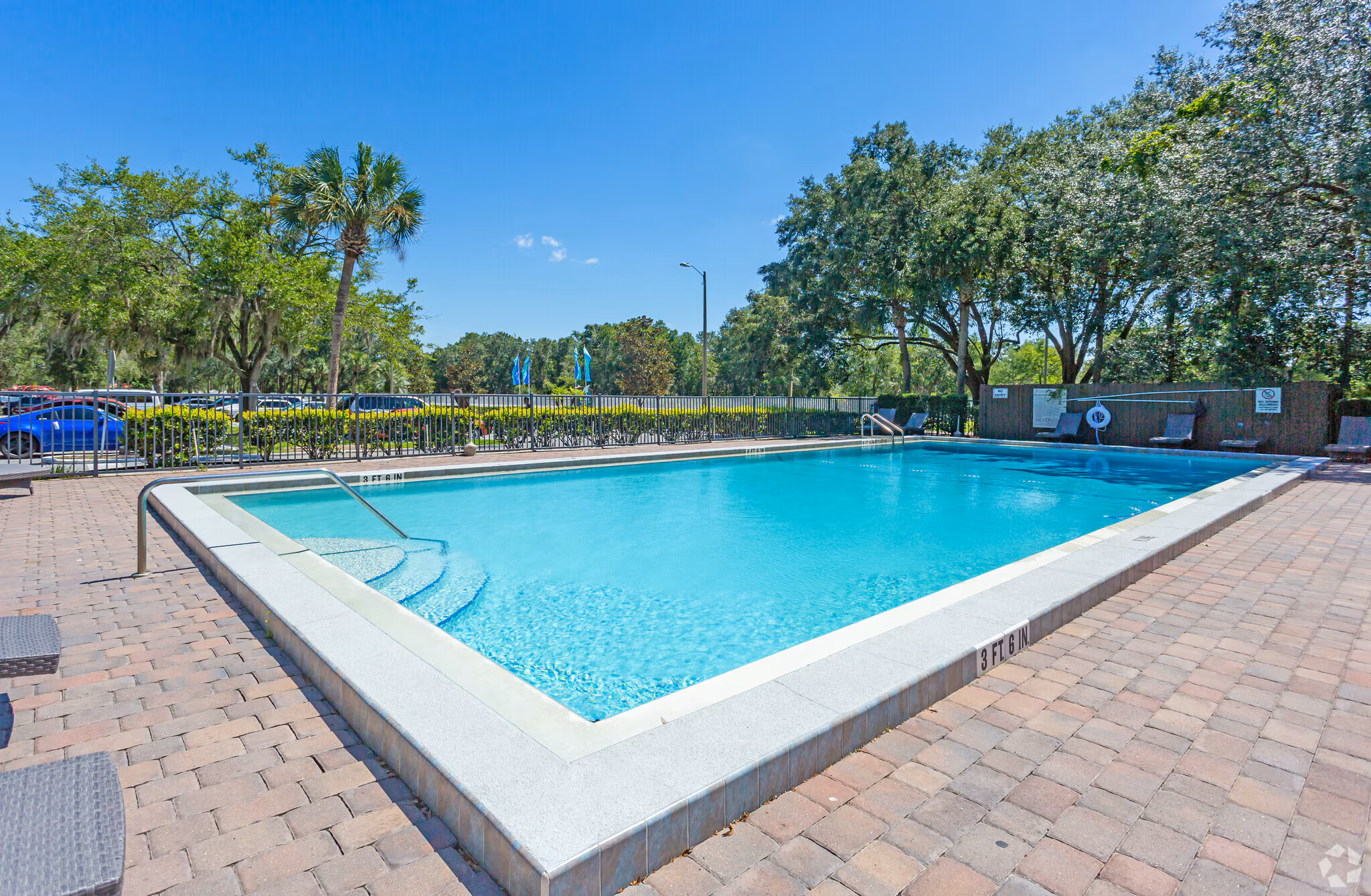 goldelm-at-charter-pointe-altamonte-springs-fl-pool (2) - Copy.png