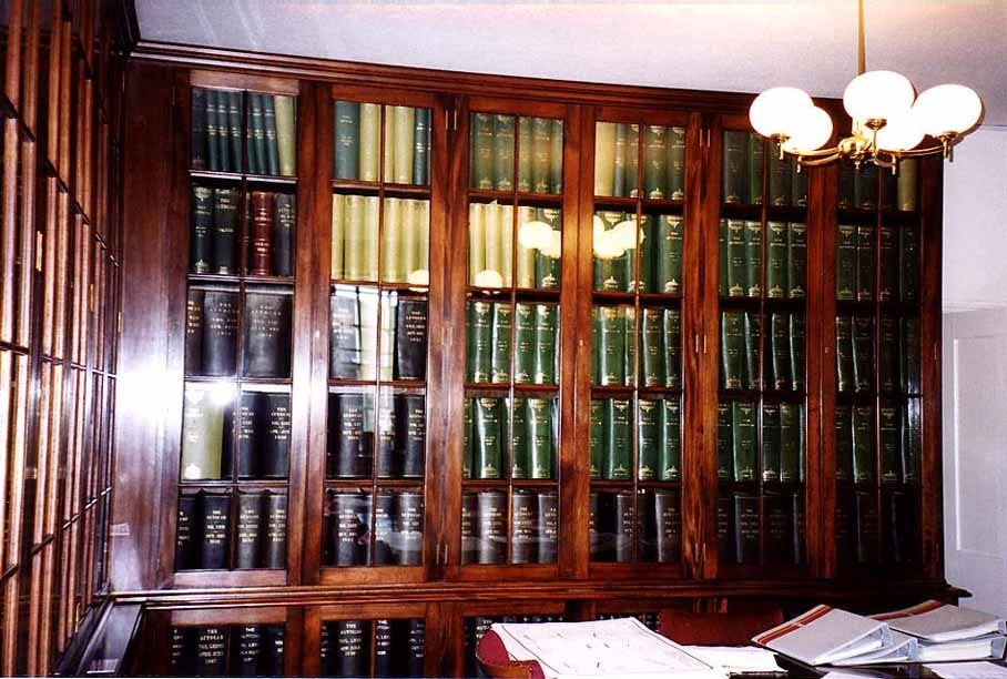 HuntHouseLibrary2.jpg
