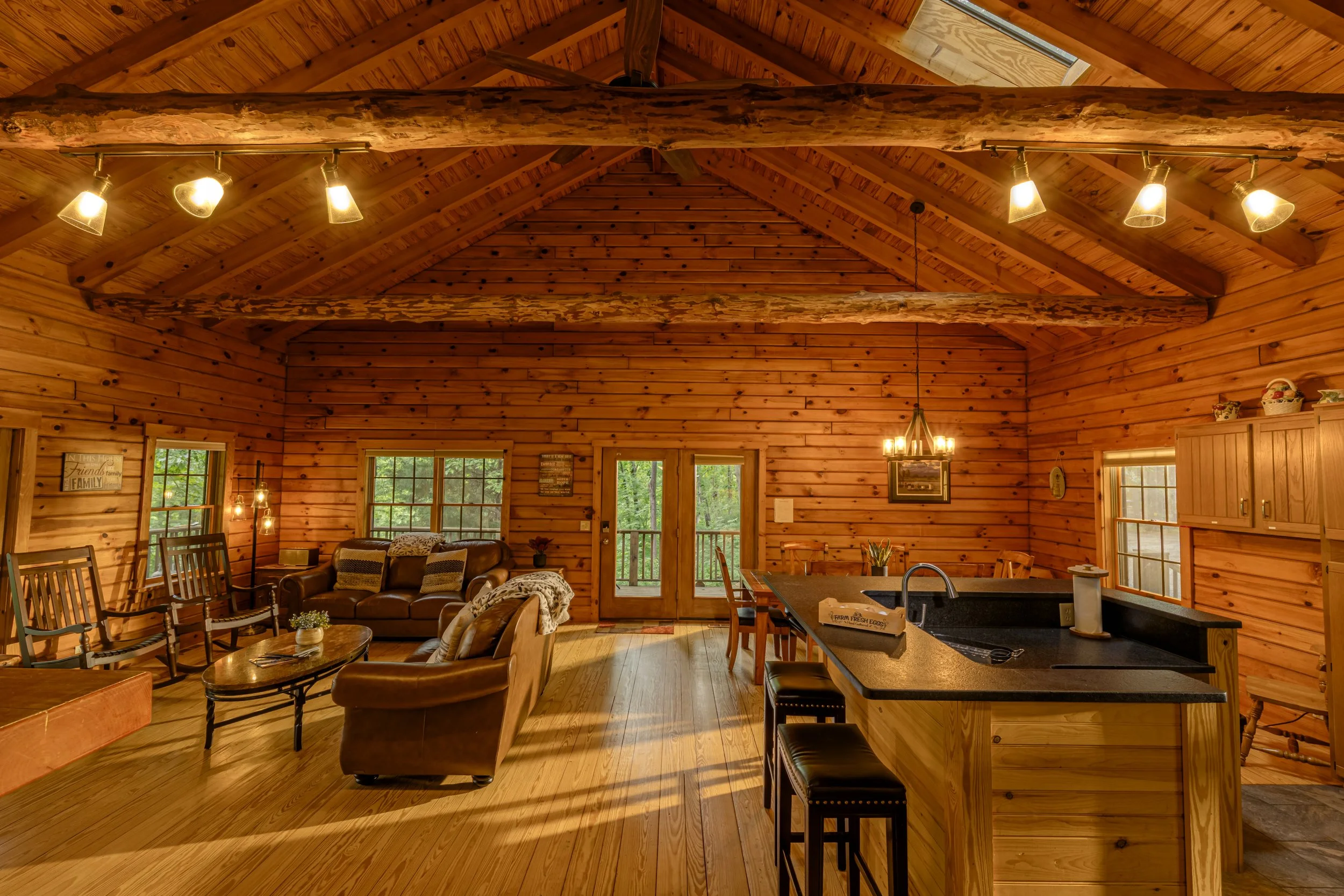 The Lodge-03.jpg