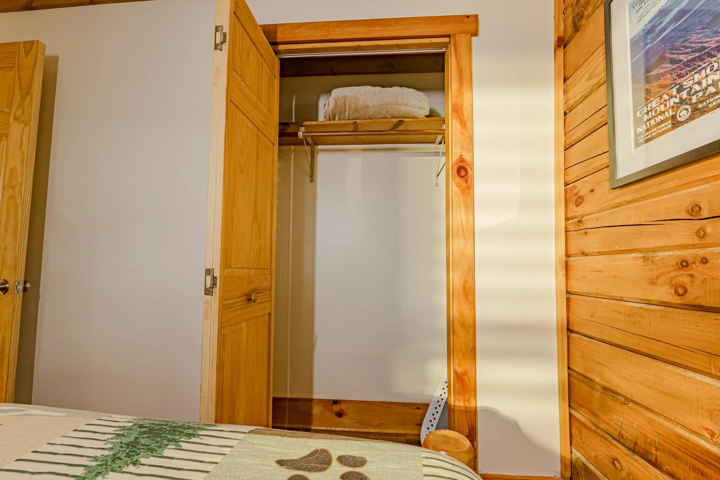 The Cabin-19.jpg