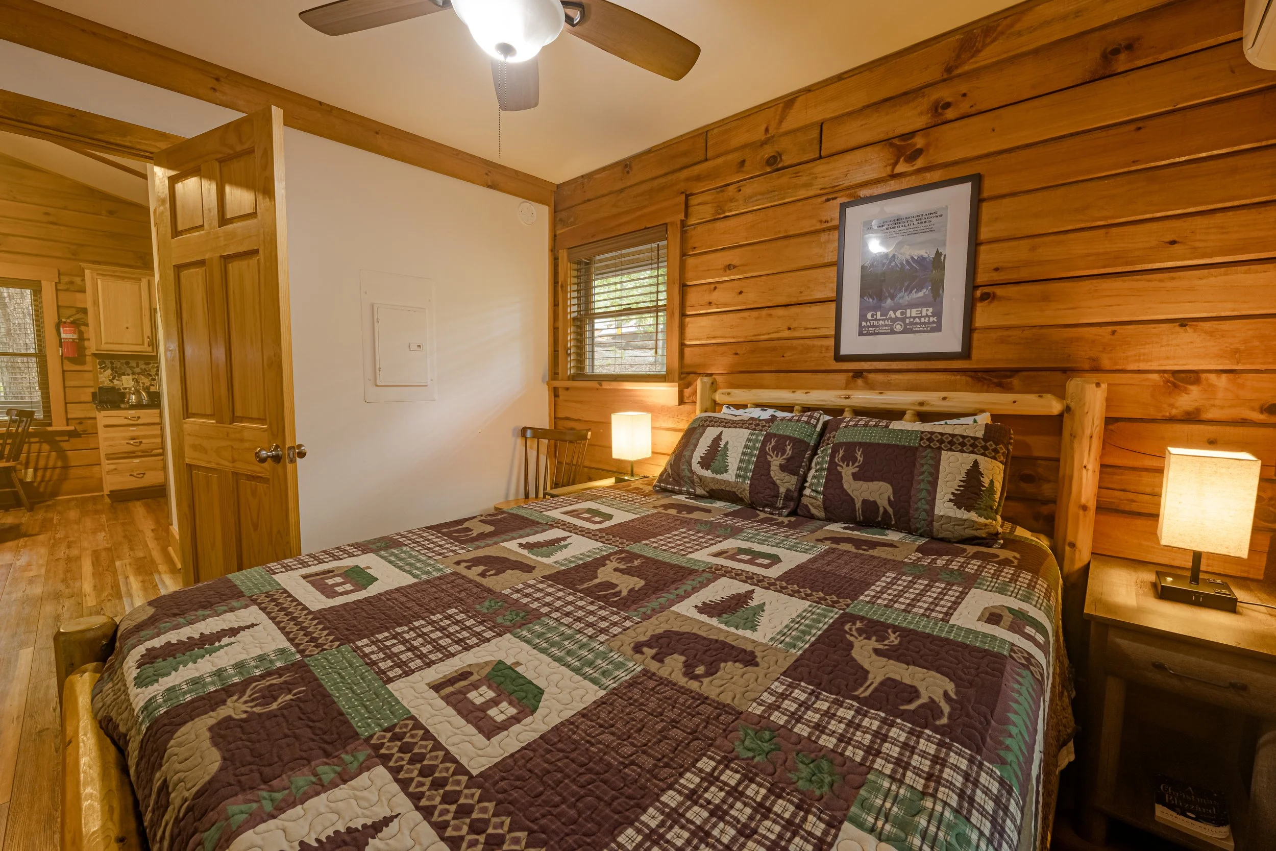 The Cabin-14.jpg