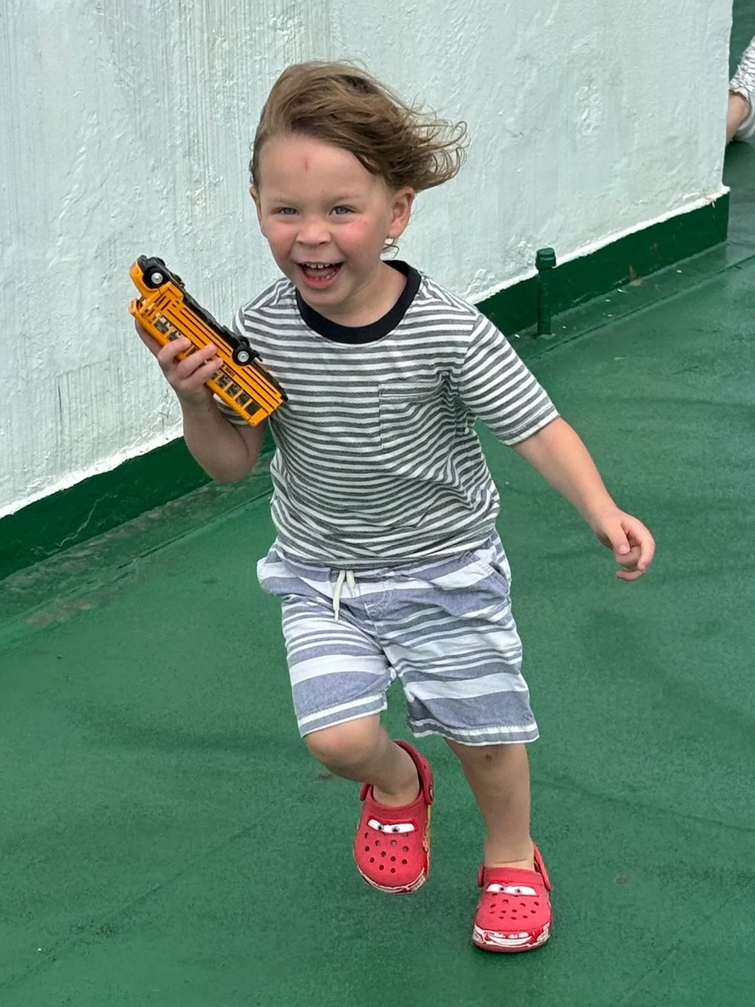 Julian Mendelson running