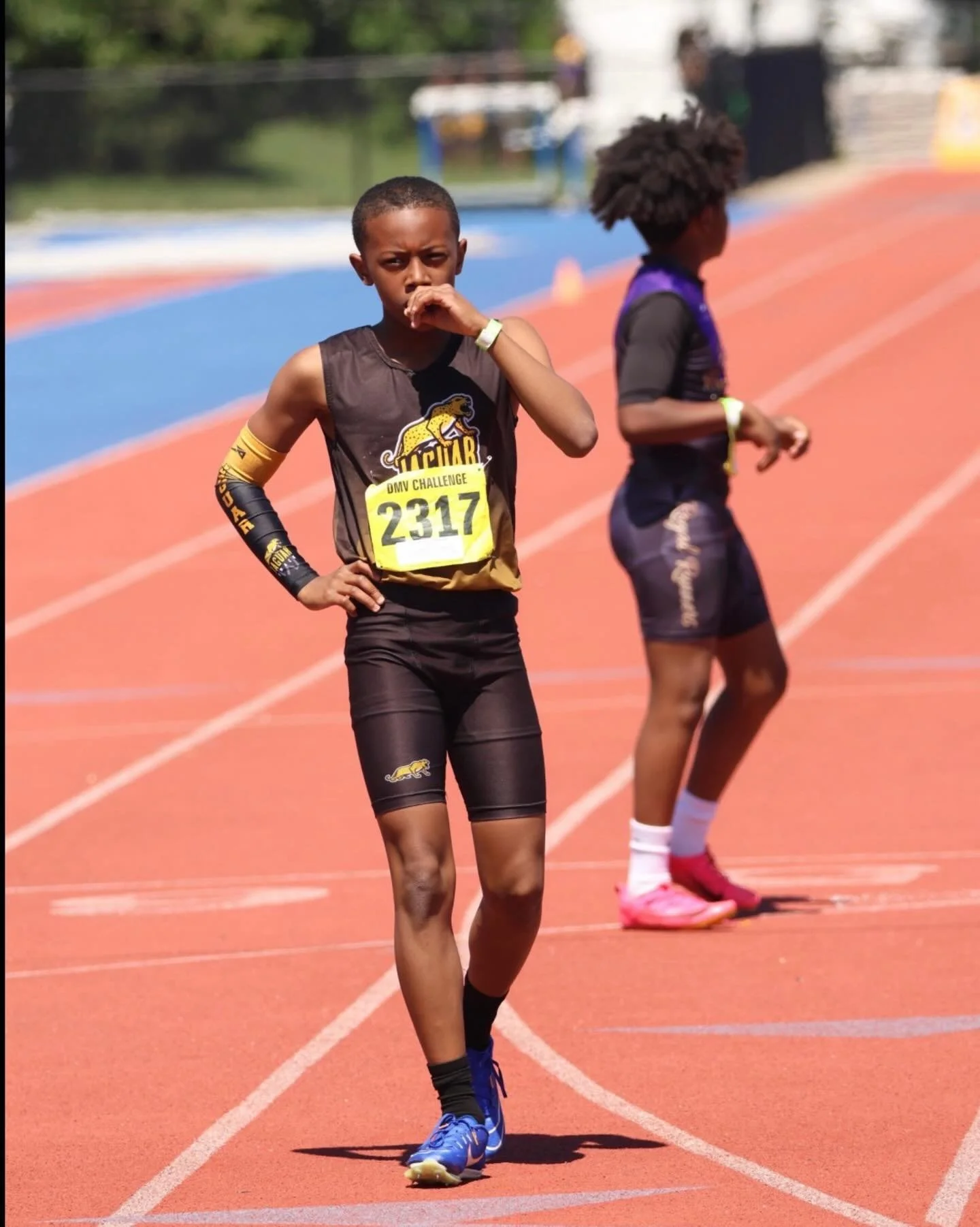 Tahir Grantham 11/12 hit 60 point in that 400m 🔥🔥for a 5th place finish. This is his race!!! Then he went and split 59.72 in the 4x400. He&rsquo;s ready to run this in the open now! Stay tuned. #bossup