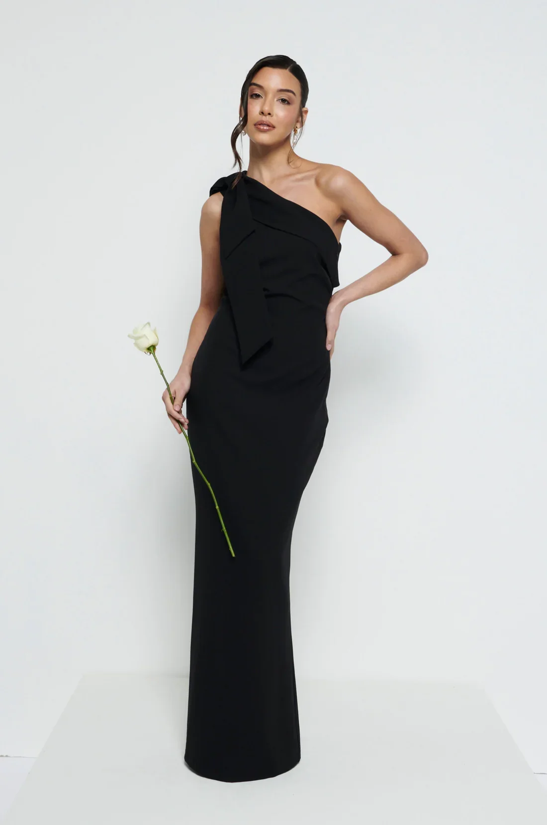 Neveah_One_Shoulder_Crepe_Maxi_Black_275.jpg.webp