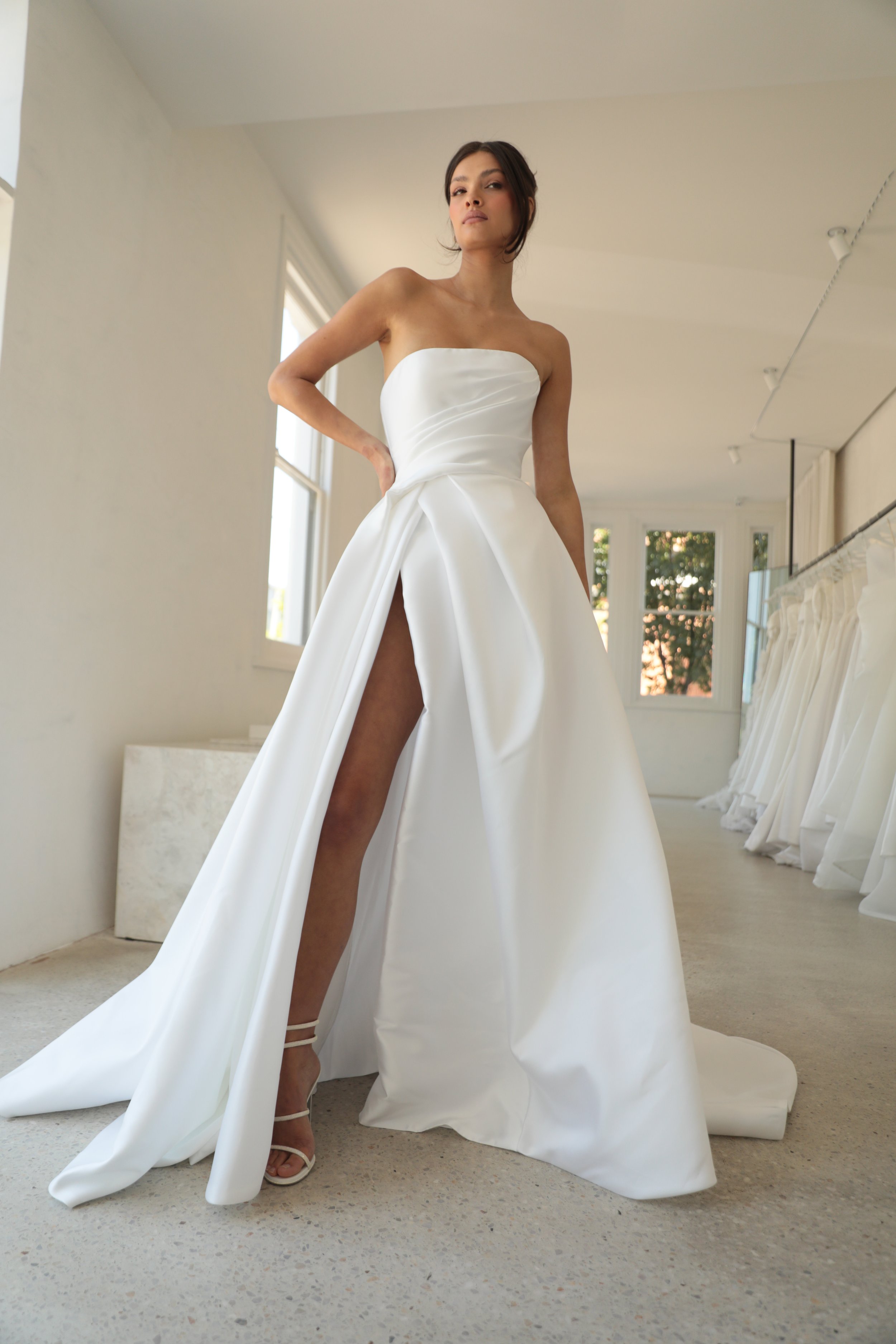 Vivianna by Mariana Hardwick