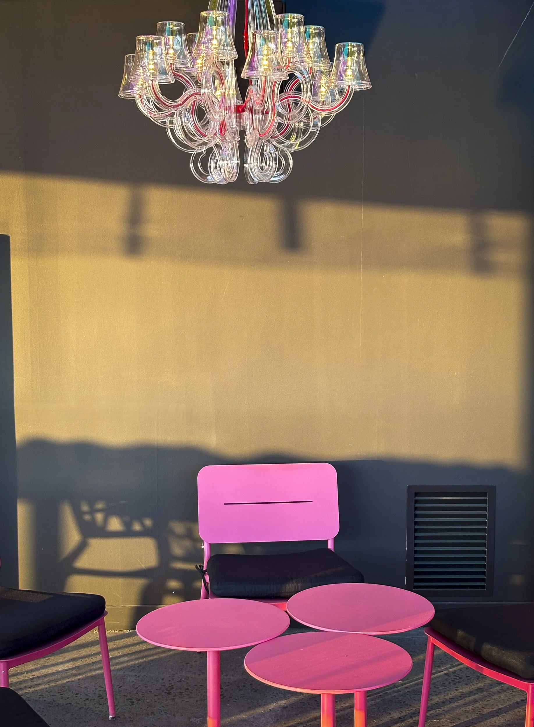 pink-café.jpg