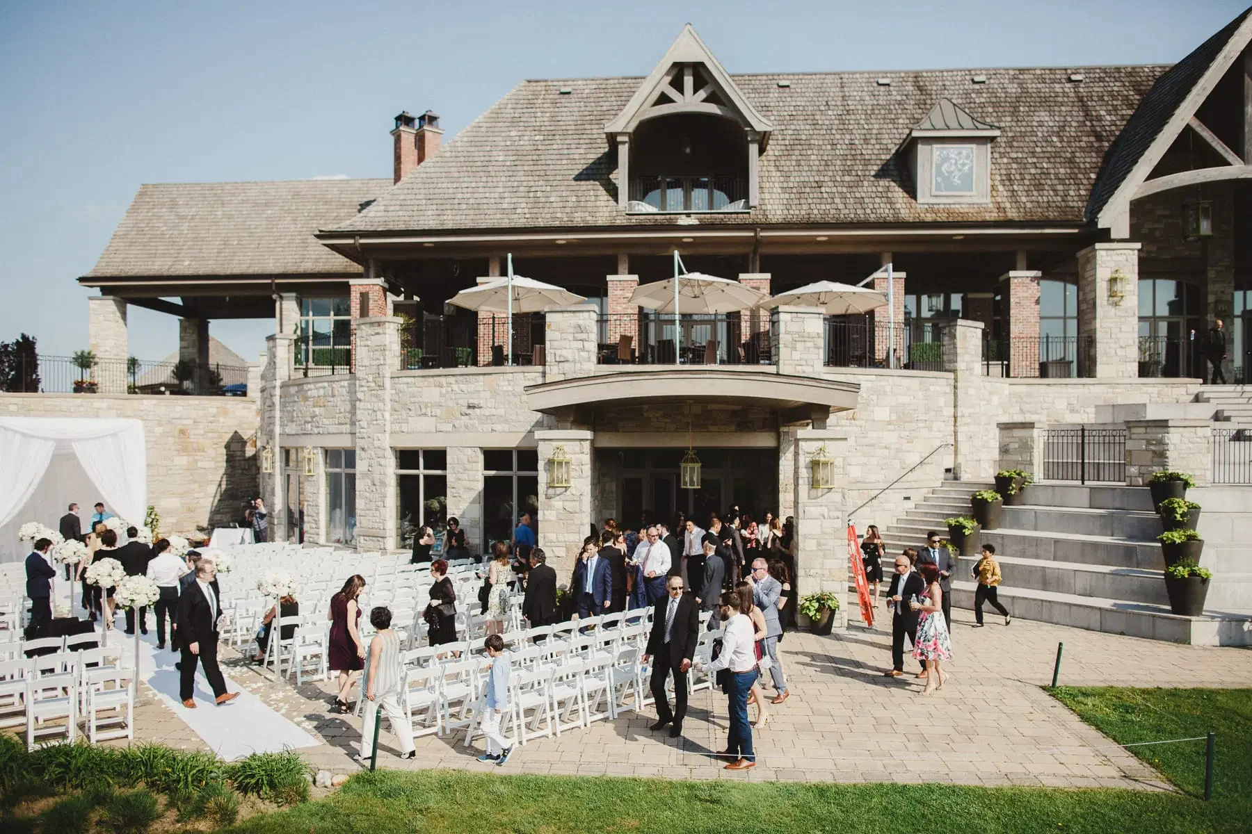 eagles-nest-golf-club-wedding-photos-by-top-toronto-wedding-photographer-1-8.webp