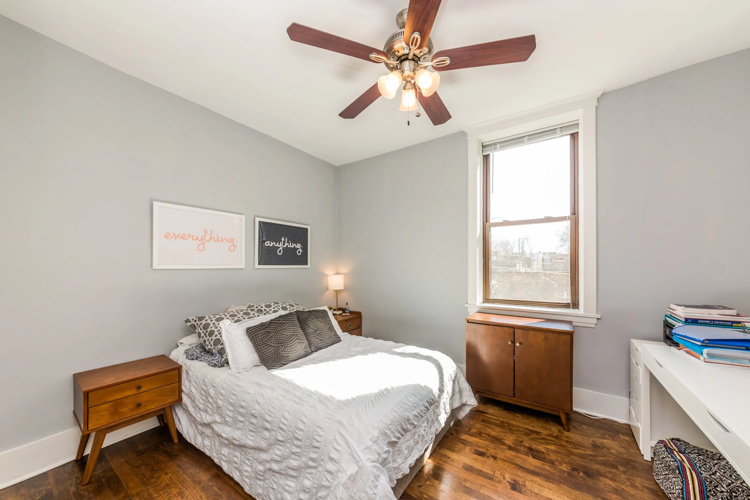 1bedroom1.jpg