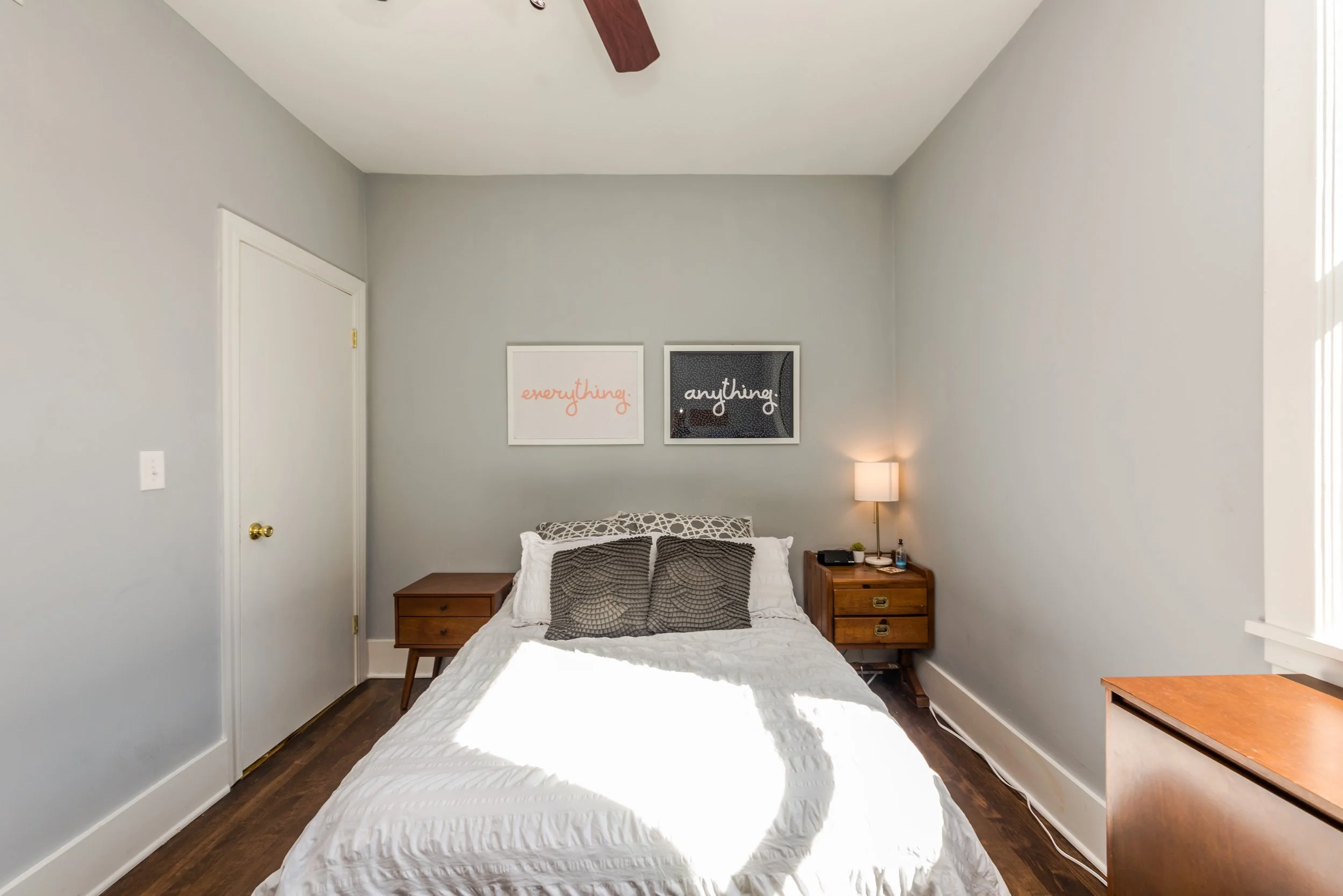 1bedroom2.jpg