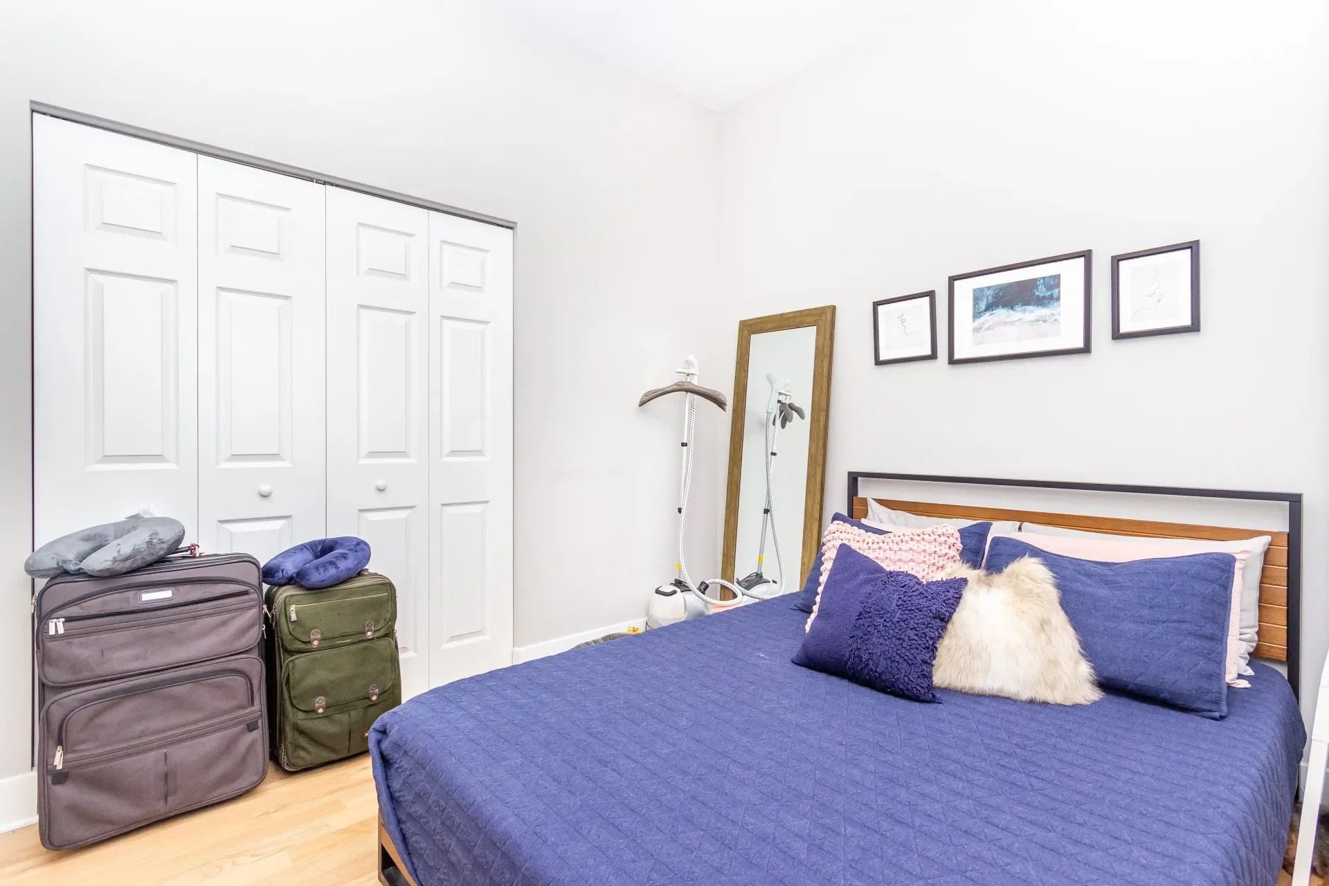 30_303bedroom1-1920w.webp