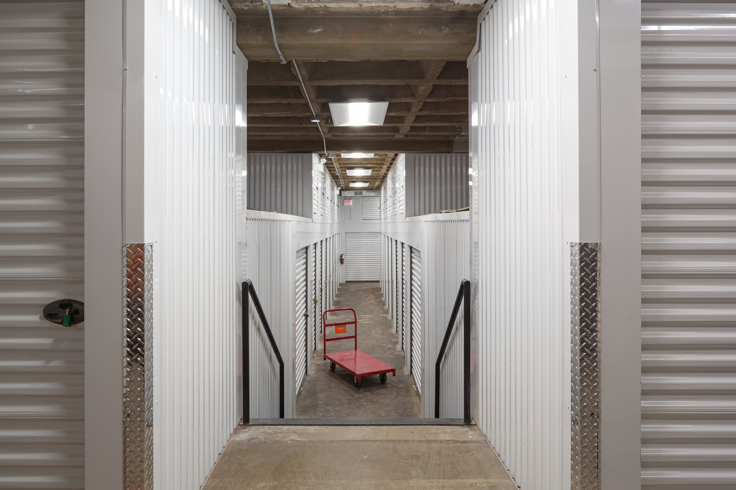 Honore Storage_034_Full Res (1).jpg