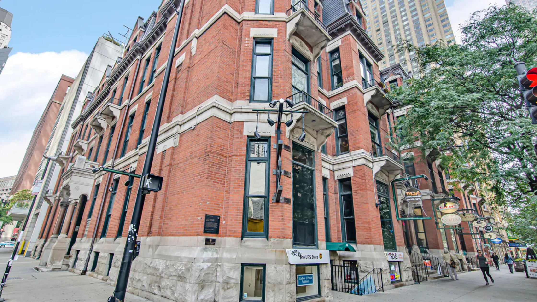 801+N+Wabash+Ave+(1).webp