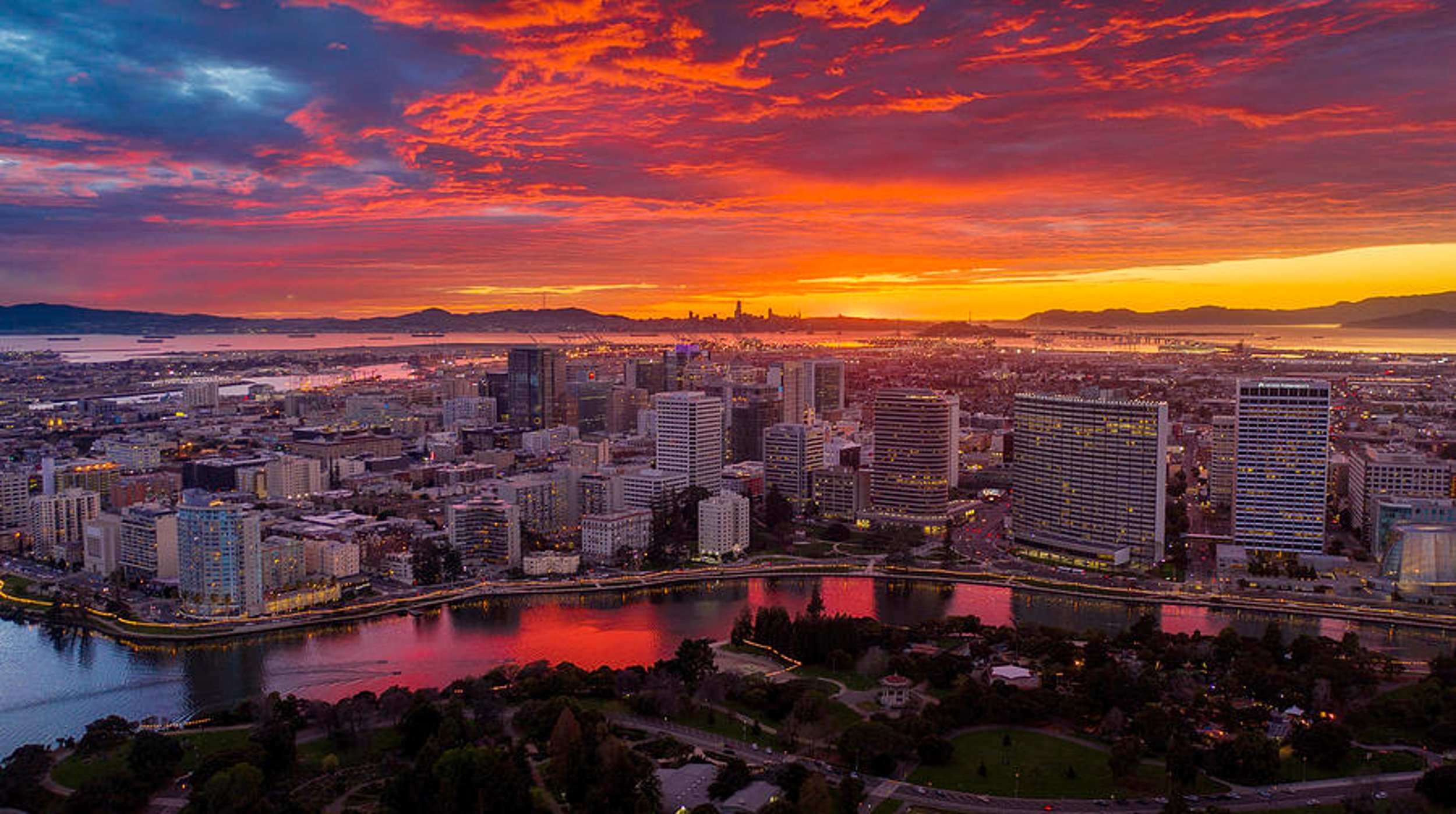 Oakland Skyline.jpg