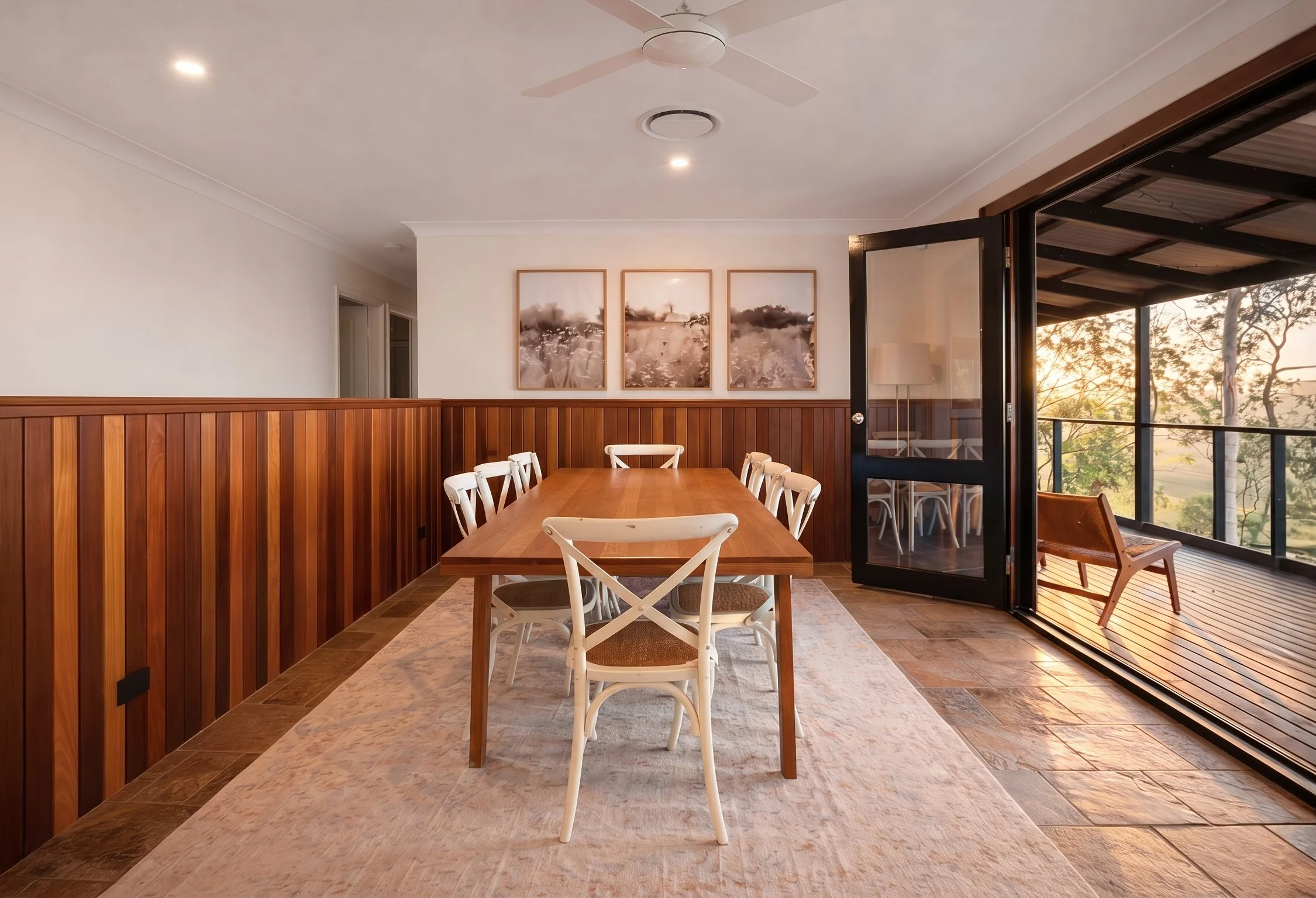 Dining room.jpg