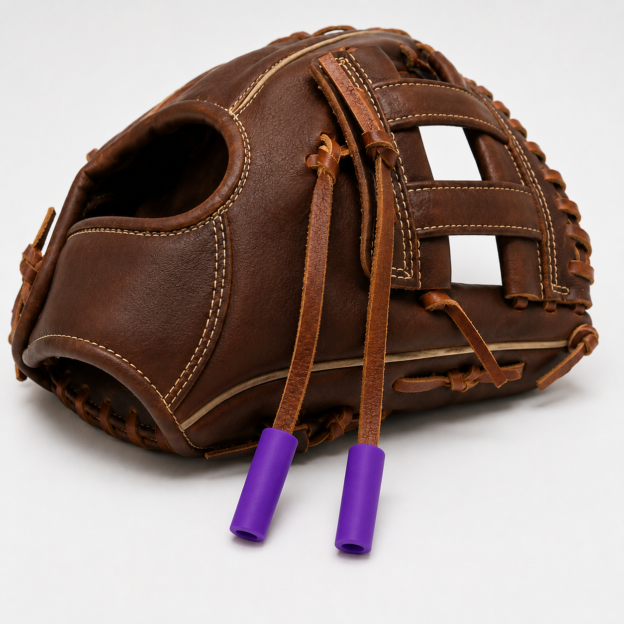 Grand Slam Grape glove.png