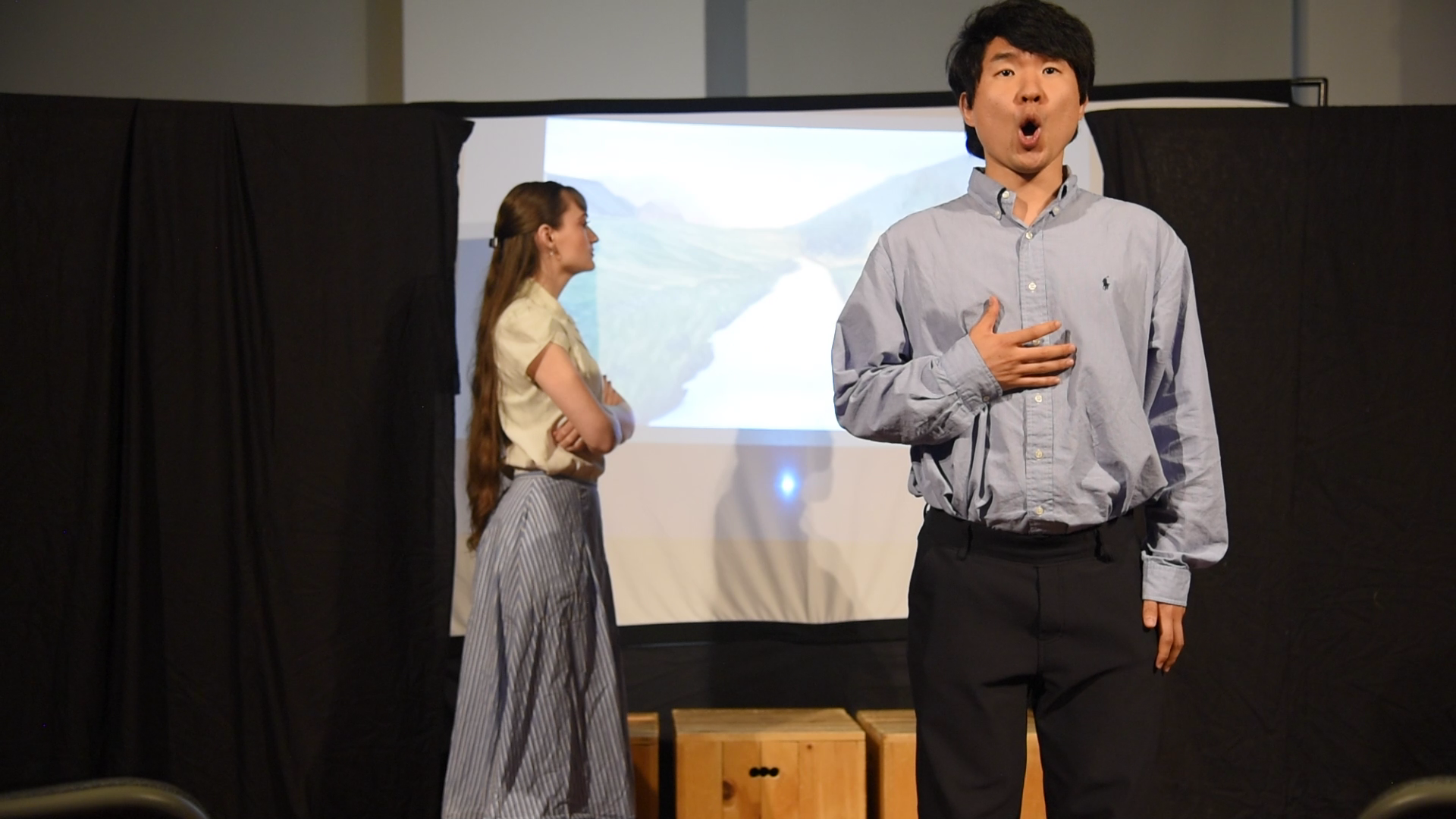 Melissa Perry (Bastienne) and Yong Hoon Lee (Bastien) in Bastien und Bastienne