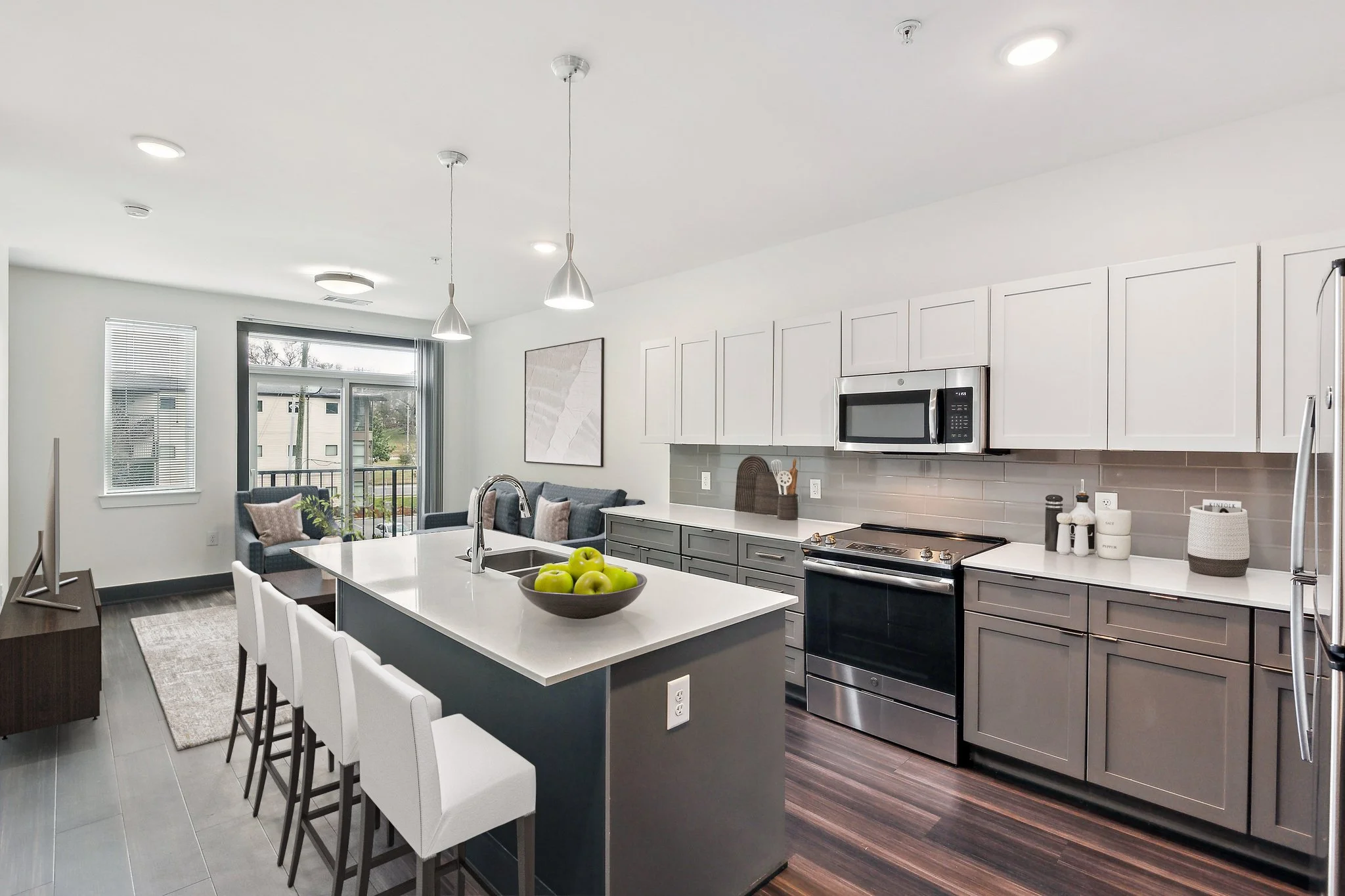 1710_Belcourt_Ave_Nashville_TN_37212_USA-Kitchen-DSC_2135.jpg