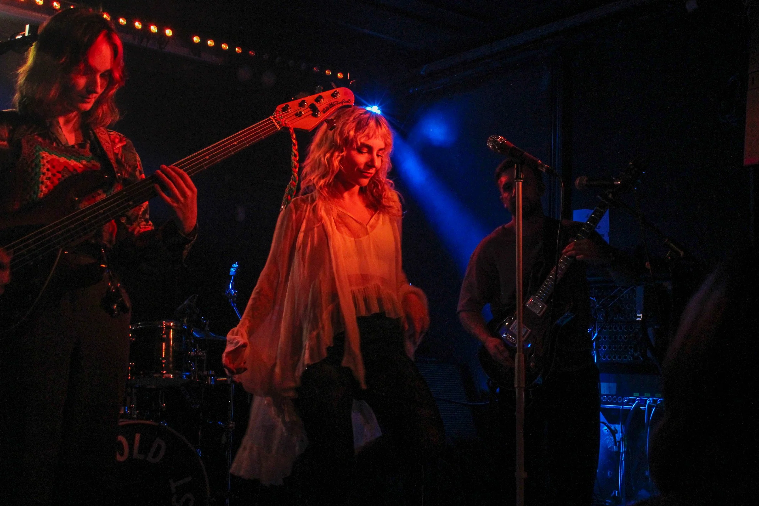 gigi gold 11.25, london