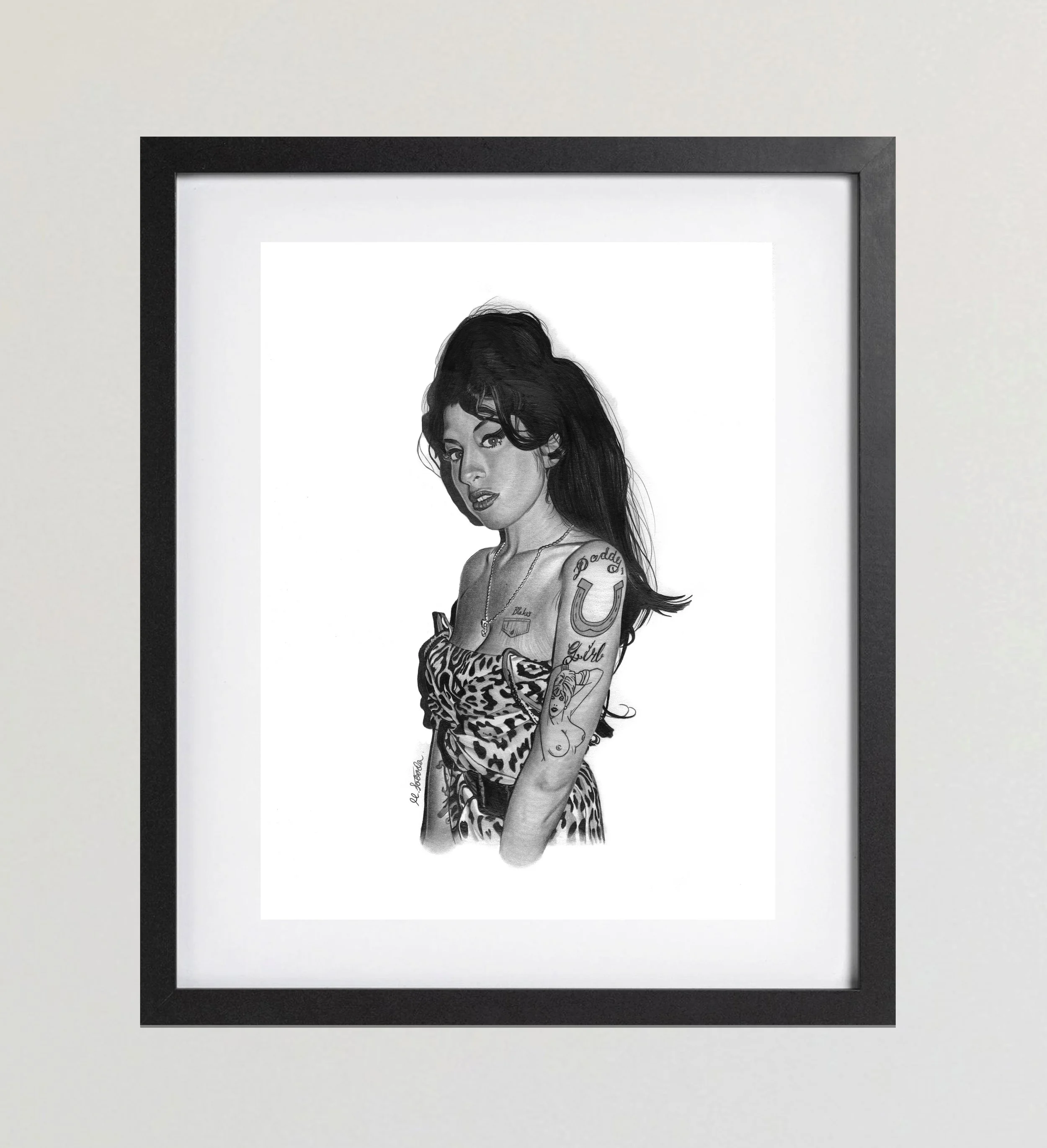 Amy Winehouse 2007 Framed Black.jpg