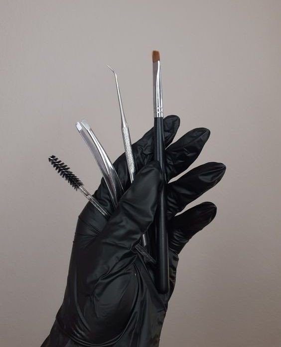 Did you know I have over 5 years of social media management experience, specialising in the beauty and aesthetic industry? ✨⁠
I can help you establish your brand online and create content that will engage your target audience. ⁠
Send me a DM to find 