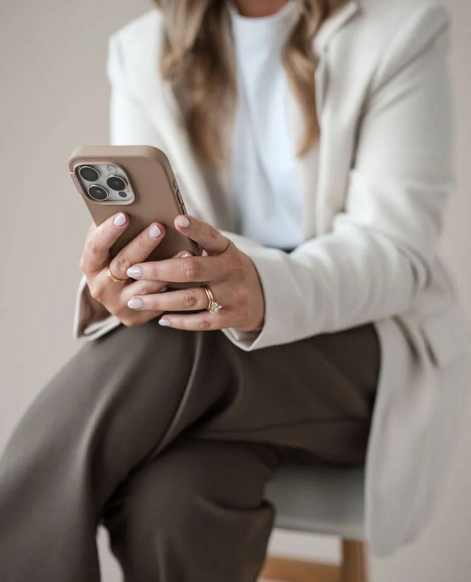10 content ideas for your beauty or wellness business this June. Save this for later. 🤍⁠
⁠
1️⃣ Winter skin switch: what your clients should actually be changing in their routine right now and why⁠
2️⃣ Dry vs dehydrated skin: one of the most googled 